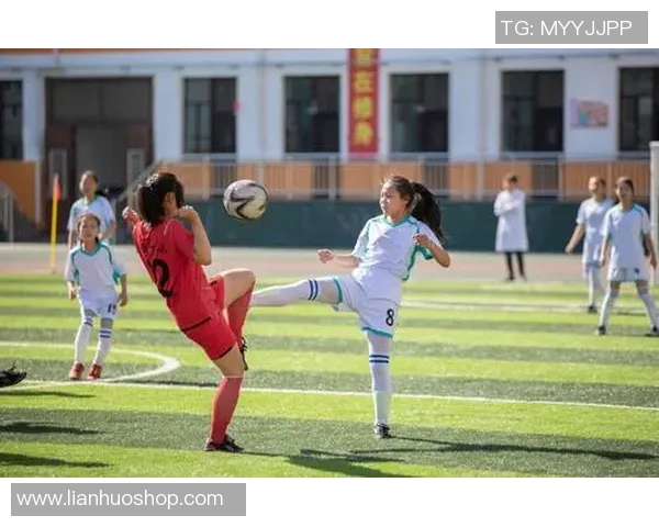 李知恩心目中的足球偶像与她的足球情缘探秘